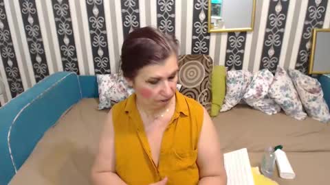 ask me  online show from 02/16/25, 05:04