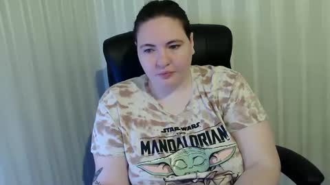 Snapshot of wildpanthers chatting on 11/16/25, 04:07 wildpanthers online show from 11/16/25, 04:07