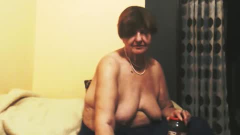 WildRedCat online show from 10/13/25, 09:26