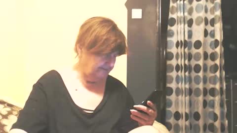 WildRedCat online show from 01/11/26, 08:58