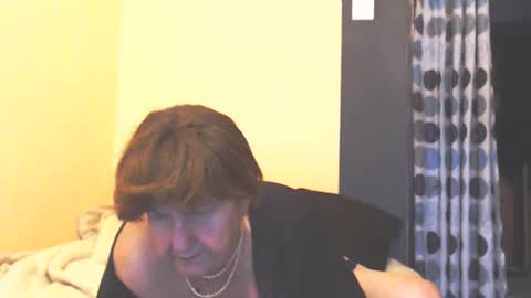 WildRedCat online show from 02/11/26, 02:33