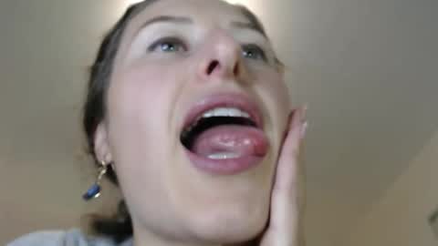 WildRose L - check my Pinned tweet if you dont see me online within 5 minutes after Ive sent email notifications online show from 12/05/25, 01:36