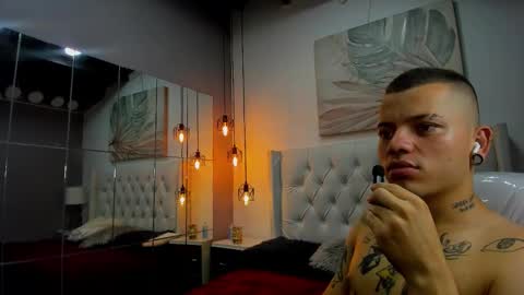 wild online show from 02/24/26, 04:54