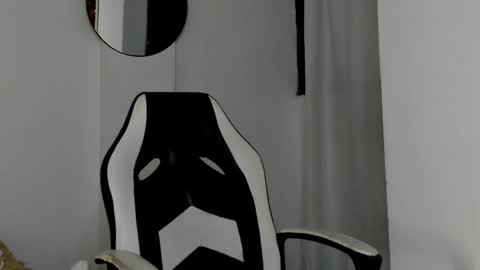 Snapshot of will_ferrari300 chatting on 03/13/26, 04:52 will_ferrari300 online show from 03/13/26, 04:52