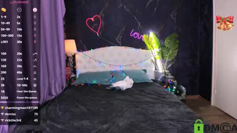 Snapshot of will_snake chatting on 12/15/24, 09:45 Will My schedule for this week Monday Tuesday ThursdaySaturday online show from 12/15/24, 09:45