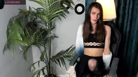 Snapshot of will_snake chatting on 03/08/25, 02:51 Will My schedule for this week Monday Tuesday ThursdaySaturday online show from 03/08/25, 02:51