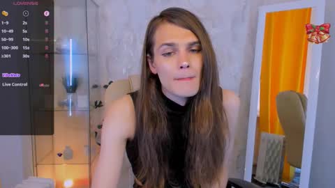 Snapshot of will_snake chatting on 09/18/25, 07:10 Will My schedule for this week Monday Tuesday ThursdaySaturday online show from 09/18/25, 07:10