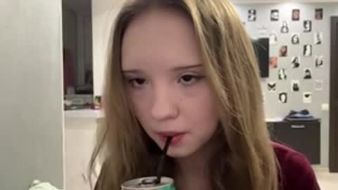 Olivia online show from 12/18/25, 03:18