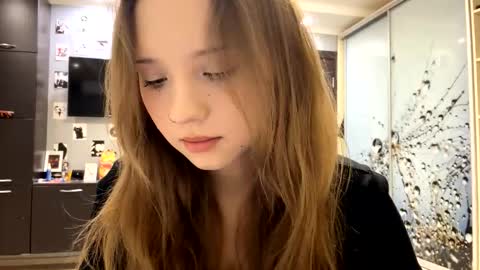 Olivia online show from 02/24/26, 03:43