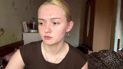 Snapshot of willettealfiero chatting on 04/08/26, 02:39 Sophia online show from 04/08/26, 02:39
