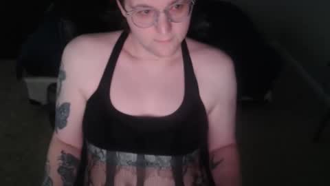 Snapshot of willh8967 chatting on 05/31/26, 02:57 LunaSweet online show from 05/31/26, 02:57