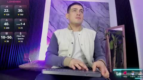 Snapshot of william_steel_ chatting on 09/15/25, 11:43 William Steel online show from 09/15/25, 11:43