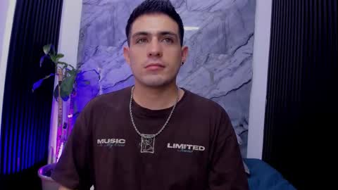 Snapshot of william_steel_ chatting on 11/06/25, 03:51 William Steel online show from 11/06/25, 03:51