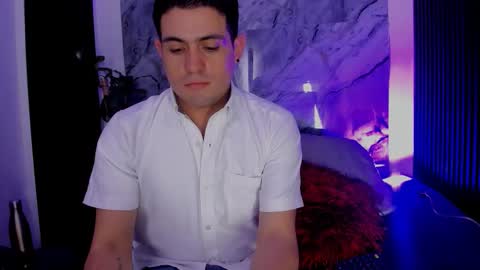 Snapshot of william_steel_ chatting on 11/11/25, 02:11 William Steel online show from 11/11/25, 02:11