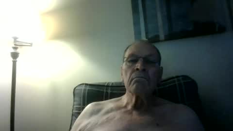 Snapshot of williamduer4 chatting on 07/27/26, 12:45 BillyJohn online show from 07/27/26, 12:45