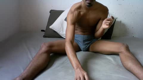 Snapshot of willingwillwet chatting on 01/23/25, 11:26 Call me Babe online show from 01/23/25, 11:26