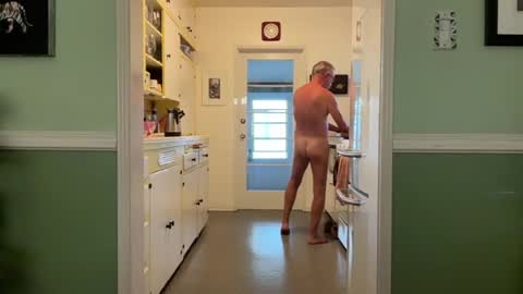 Snapshot of willirob chatting on 07/14/26, 01:50 William online show from 07/14/26, 01:50