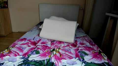 Snapshot of willlytr chatting on 02/03/25, 07:21 Wilhelmina better Willy online show from 02/03/25, 07:21