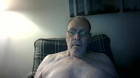 Willhedoher online show from 09/28/25, 01:38