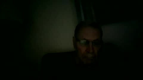 Snapshot of willnedoher chatting on 04/28/26, 11:37 Willhedoher online show from 04/28/26, 11:37