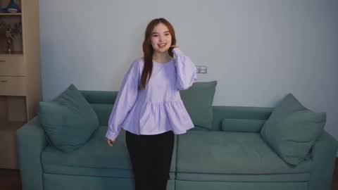 Lulu first day here online show from 11/28/25, 04:48