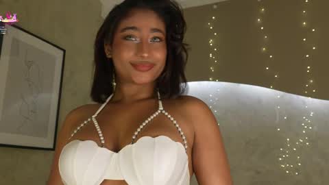 Ms Willow online show from 04/05/26, 11:18