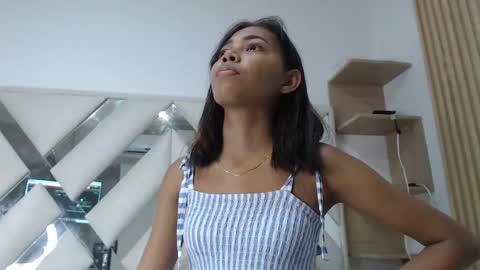 Snapshot of willow_smitt_ chatting on 05/24/26, 02:55 luna online show from 05/24/26, 02:55