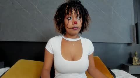 Snapshot of willownoir chatting on 10/21/25, 08:09 Willow Noir online show from 10/21/25, 08:09