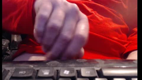 Snapshot of willowstick chatting on 02/21/25, 04:16 DrainMyBalls online show from 02/21/25, 04:16