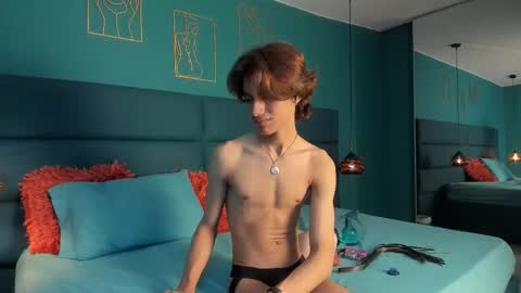 Snapshot of willturneer chatting on 03/17/26, 11:19 willturneer online show from 03/17/26, 11:19