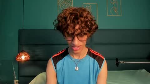 Snapshot of willturneer chatting on 04/26/26, 09:56 willturneer online show from 04/26/26, 09:56