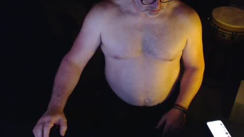 Snapshot of willwill2222 chatting on 05/13/26, 01:58 John online show from 05/13/26, 01:58