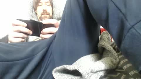 Snapshot of willybewildstonenew chatting on 04/05/26, 03:42 willybewildstonenew online show from 04/05/26, 03:42