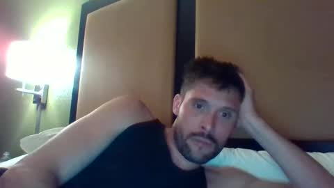 willylee88 online show from 02/05/25, 10:41