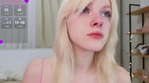 Snapshot of wilonebute chatting on 10/13/25, 11:16 Mary online show from 10/13/25, 11:16