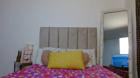 Only wilsonsiara01 online show from 02/01/26, 05:28