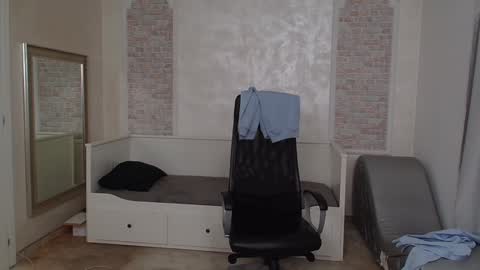 Snapshot of wilsonjules chatting on 01/04/25, 05:05 WilsonJules online show from 01/04/25, 05:05