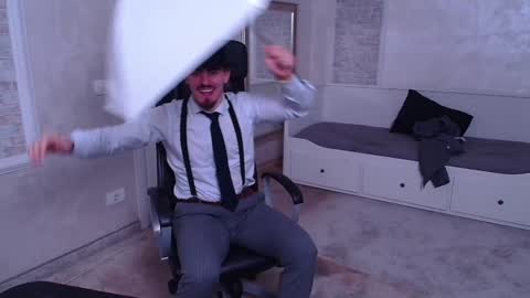 Snapshot of wilsonjules chatting on 01/05/25, 06:13 WilsonJules online show from 01/05/25, 06:13