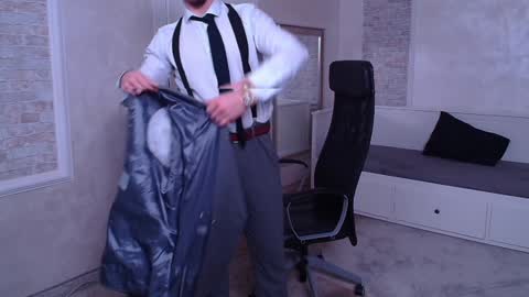 Snapshot of wilsonjules chatting on 01/06/25, 12:16 WilsonJules online show from 01/06/25, 12:16