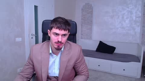 Snapshot of wilsonjules chatting on 01/16/25, 04:50 WilsonJules online show from 01/16/25, 04:50