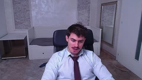 Snapshot of wilsonjules chatting on 01/23/25, 09:39 WilsonJules online show from 01/23/25, 09:39