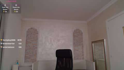 Snapshot of wilsonjules chatting on 01/26/25, 01:52 WilsonJules online show from 01/26/25, 01:52