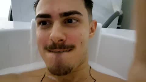 Snapshot of wilsonjules chatting on 01/27/25, 01:37 WilsonJules online show from 01/27/25, 01:37