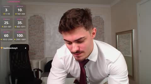 Snapshot of wilsonjules chatting on 02/01/25, 07:23 WilsonJules online show from 02/01/25, 07:23