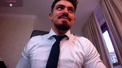 Snapshot of wilsonjules chatting on 09/29/25, 05:45 WilsonJules online show from 09/29/25, 05:45