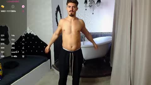 Snapshot of wilsonjules chatting on 10/10/25, 05:50 WilsonJules online show from 10/10/25, 05:50