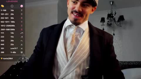 Snapshot of wilsonjules chatting on 10/13/25, 04:34 WilsonJules online show from 10/13/25, 04:34