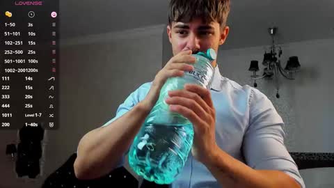 Snapshot of wilsonjules chatting on 10/20/25, 04:46 WilsonJules online show from 10/20/25, 04:46