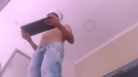 Wiltom online show from 10/31/25, 02:18