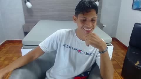 Wiltom online show from 11/06/25, 03:29